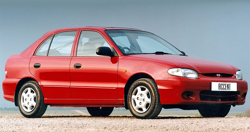 Hyundai Accent 1997 года с бензиновым двигателем 1.3 литра