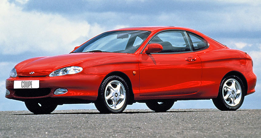 Hyundai Coupe 1997 года с бензиновым двигателем 1.8 литра