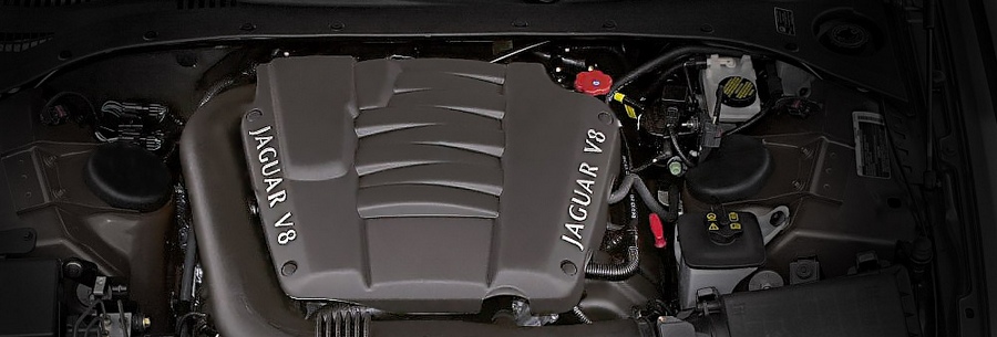 4.0-литровый бензиновый силовой агрегат Jaguar AJ28 под капотом Ягуар S-Type.