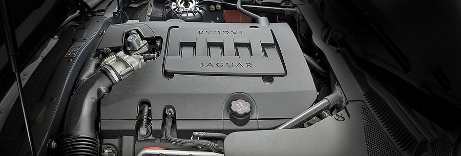 4.2-литровый бензиновый силовой агрегат Jaguar AJ34 под капотом Ягуар XK.