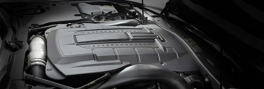 4.2-литровый бензиновый силовой агрегат Jaguar AJ34S под капотом Ягуар XKR.