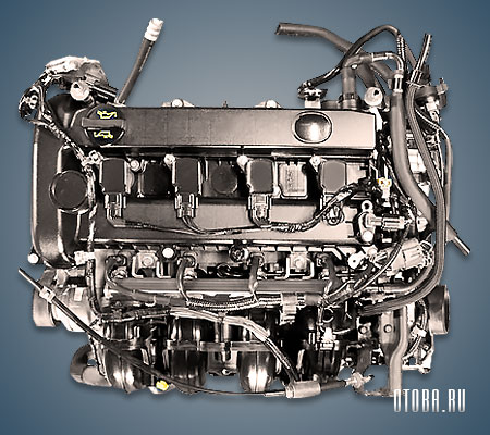 Мотор Mazda LFF7 вид сбоку.