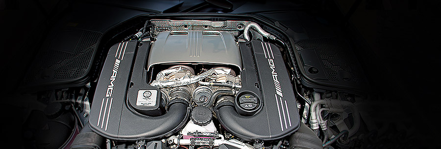 4.0-литровый бензиновый силовой агрегат Мерседес М177 под капотом Mercedes C63 AMG