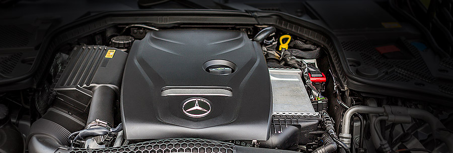 Бензиновый силовой агрегат Mercedes M274 под капотом Мерседес Ц250.