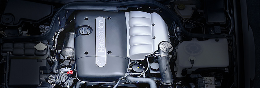 2.2-литровый дизельный силовой агрегат OM611 под капотом Mercedes E 220.