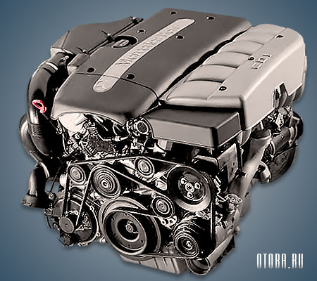 3.2-литровый дизельный двигатель Mercedes OM613 вид сверху.