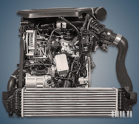 Двигатель B37C15A фото.