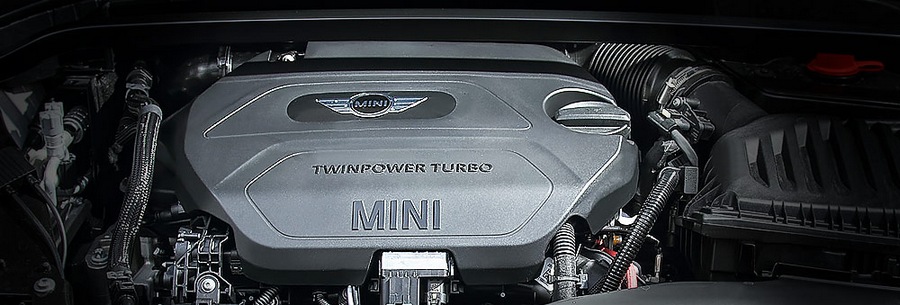 2.0-литровый дизельный силовой агрегат Mini B47C20A под капотом Мини Купер СД Кантримен.