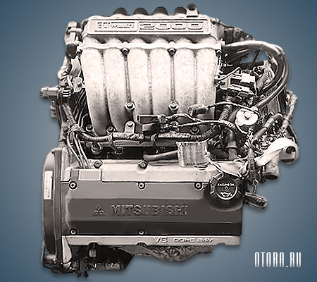 2.0-литровый бензиновый мотор Митсубиси 6A12 фото.