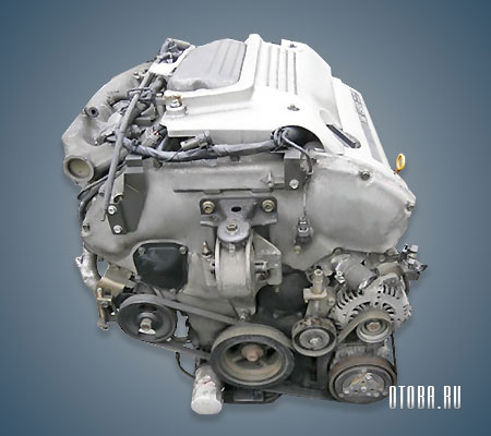 2.5-литровый бензиновый мотор Ниссан VQ25DE фото.
