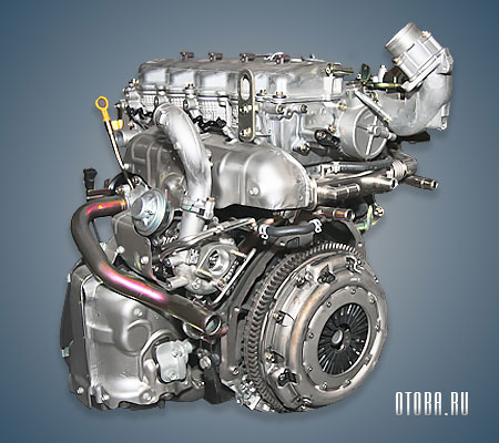 2.2-литровый дизельный мотор Ниссан YD22DDTi фото.