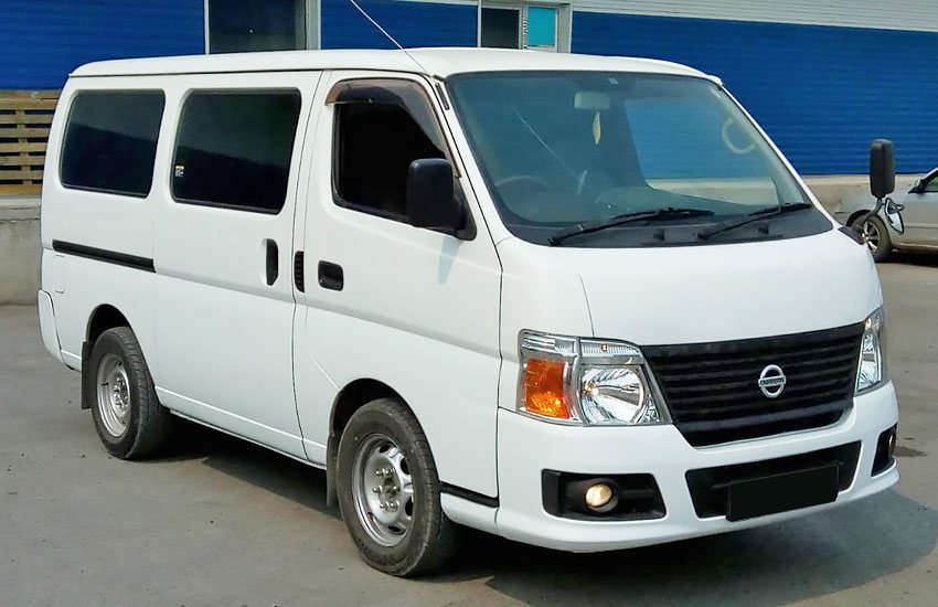 Nissan Caravan 2005 года с дизельным двигателем 3.0 литра