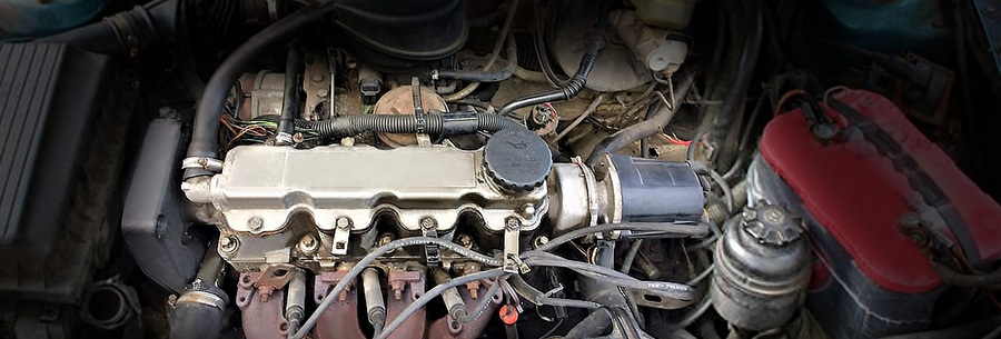 1.6-литровый бензиновый силовой агрегат Opel C16NZ под капотом Опель Вектра.