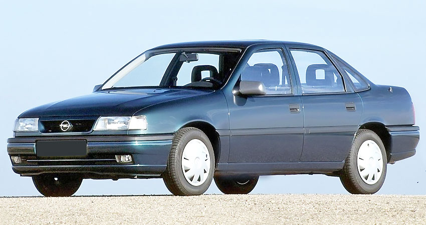 Opel Vectra 1993 года с бензиновым двигателем 2.0 литра