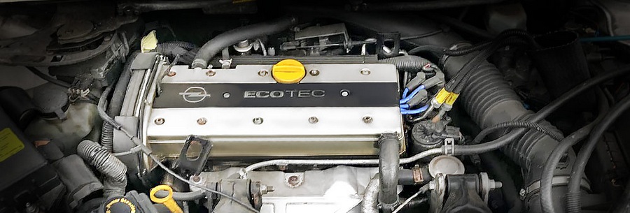 2.2-литровый бензиновый силовой агрегат Opel X22XE под капотом Опель Фронтера.