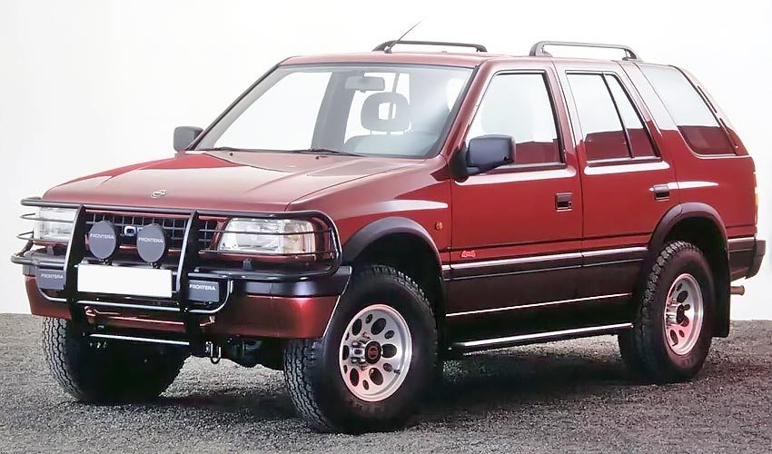 Opel Frontera 1996 года с бензиновым двигателем 2.2 литра