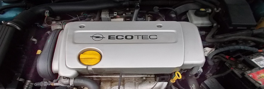 1.6-литровый бензиновый силовой агрегат Opel Z16XE под капотом Опель Астра.