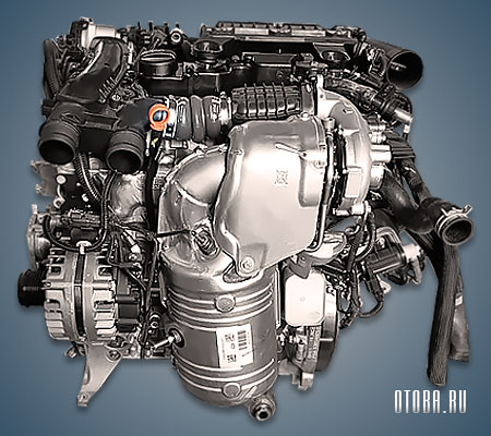 Мотор Пежо DV6FCTED вид сзади.