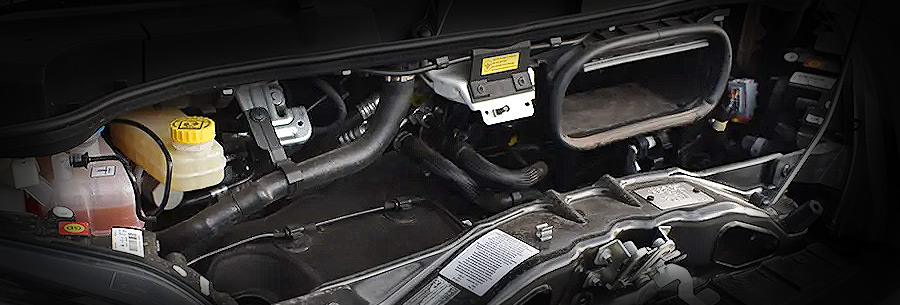 2.2-литровый дизельный силовой агрегат Peugeot DW12RUE под капотом Пежо Боксер.