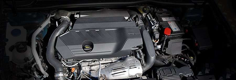 1.6-литровый бензиновый силовой агрегат Peugeot EP6FADTX под капотом Пежо 508.