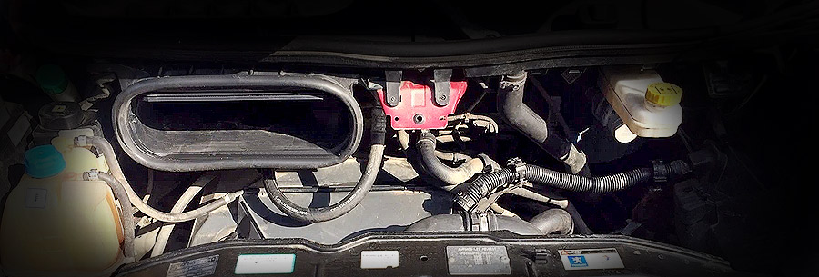 2.2-литровый дизельный силовой агрегат Peugeot P22DTE под капотом Пежо Боксер.