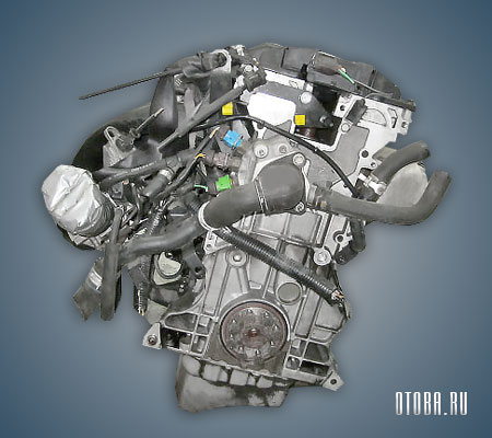 Мотор Peugeot XU7JP4 вид сбоку.