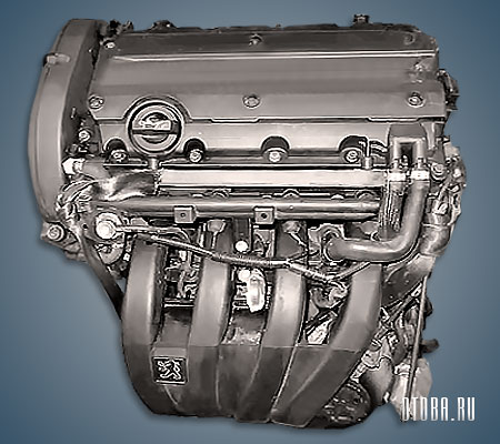 1.8-литровый бензиновый мотор Пежо XU7JP4 фото.