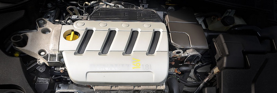 1.8-литровый бензиновый силовой агрегат Renault F4P под капотом Рено Лагуна.
