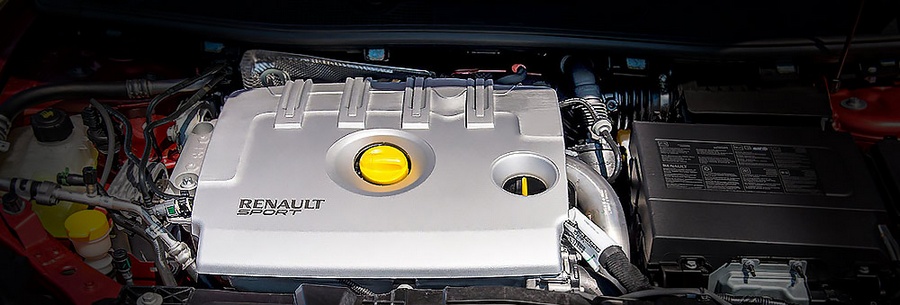 2.0-литровый бензиновый силовой агрегат Renault F4Rt под капотом Рено Меган.
