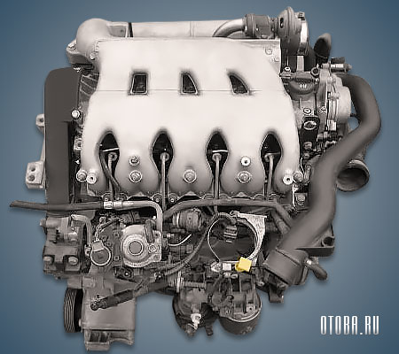 2.2-литровый дизельный мотор Рено G8T фото.