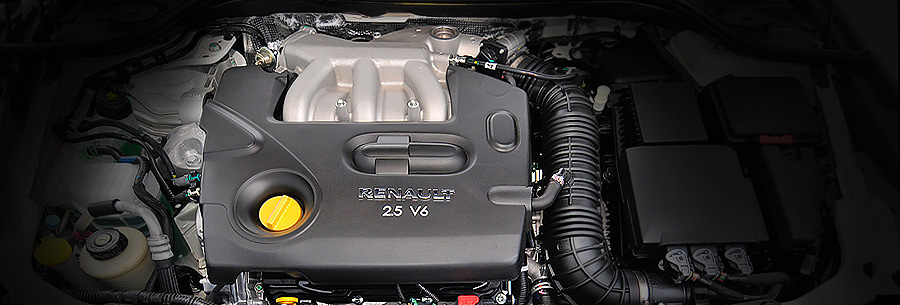 2.5-литровый бензиновый силовой агрегат V4U под капотом Renault Latitude