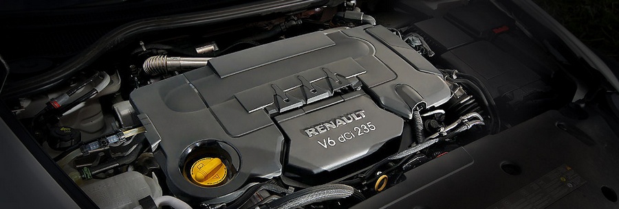 3.0-литровый дизельный силовой агрегат V9X V6 3.0DCI 235 под капотом Рено Лагуна купе.