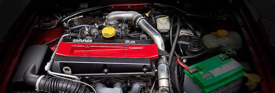 2.0-литровый бензиновый силовой агрегат B204E под капотом Saab 9000