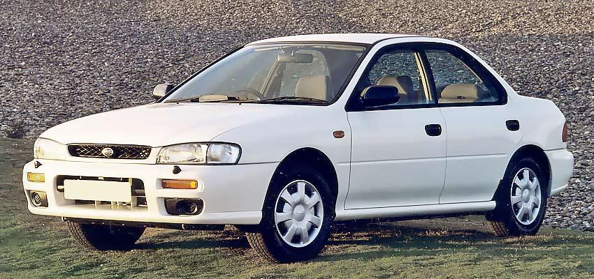 Subaru Impreza с бензиновым двигателем 1.5 литра 1997 года