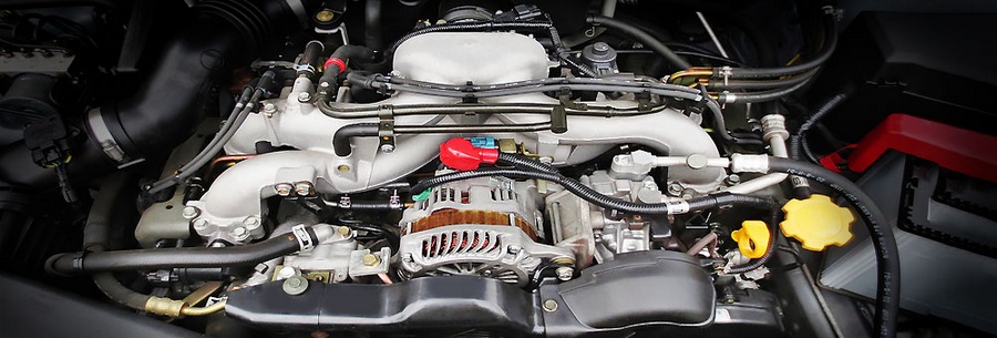 2.0-литровый бензиновый силовой агрегат Subaru EJ203 под капотом Субару Легаси.