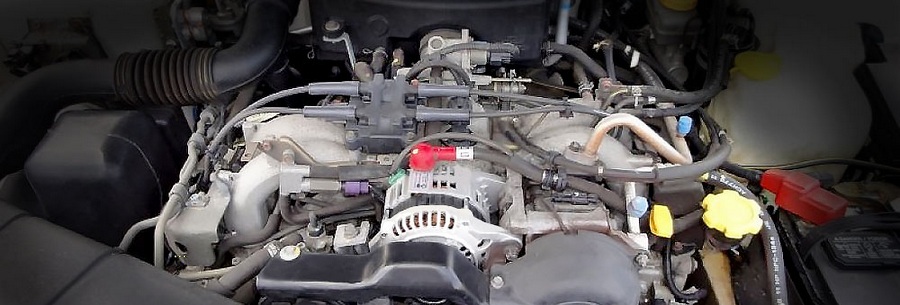 2.5-литровый бензиновый силовой агрегат Subaru EJ254 под капотом Субару Легаси.