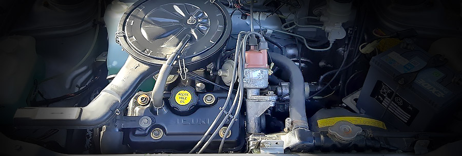 0.8-литровый бензиновый силовой агрегат Suzuki F8B под капотом Сузуки Альто.