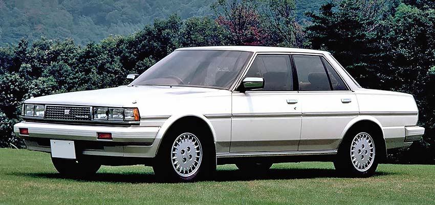 Toyota Cresta с бензиновым двигателем 2.0 литра 1987 года
