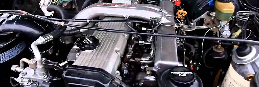 4.2-литровый дизельный силовой агрегат 1HD-T под капотом Тойота Лэнд Крузер 80.