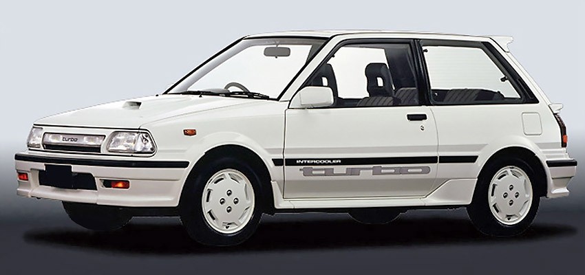 Toyota Starlet с бензиновым двигателем 1.3 литра 1988 года