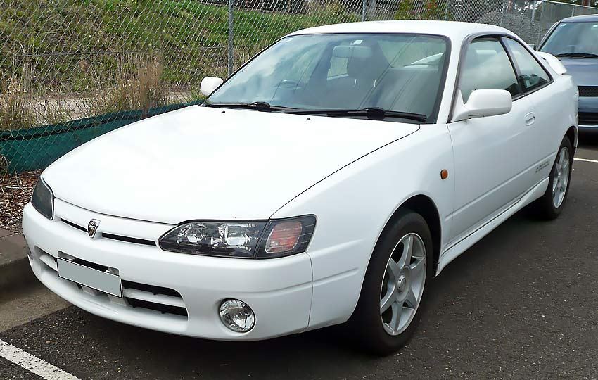 Toyota Corolla Levin 1998 года с бензиновым двигателем 1.6 литра