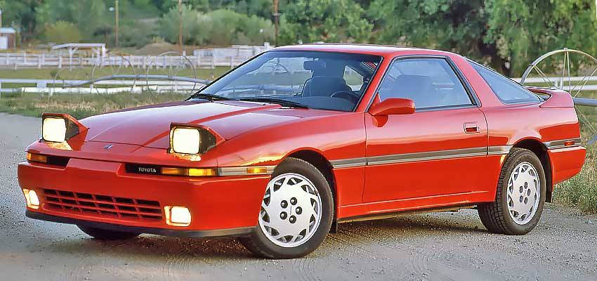 Toyota Supra с бензиновым двигателем 3.0 литра 1991 года