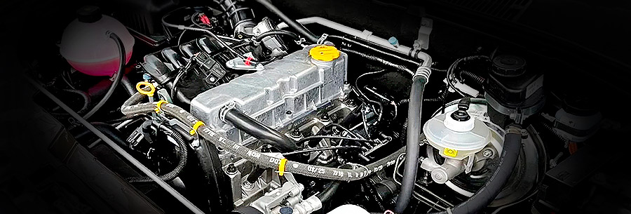 1.8-литровый бензиновый силовой агрегат ВАЗ 11184 под капотом Лада Нива Тревел