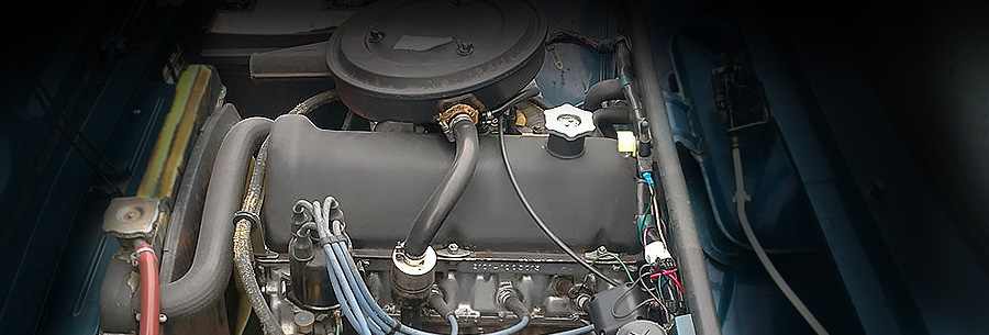 1.2-литровый бензиновый силовой агрегат ВАЗ 2101 под капотом ВАЗ 2105.