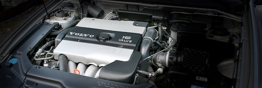 2.0-литровый бензиновый силовой агрегат Вольво B4204T под капотом Volvo V40.
