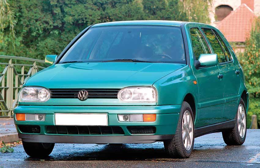 Volkswagen Golf 3 1997 года с бензиновым двигателем 1.4 литра
