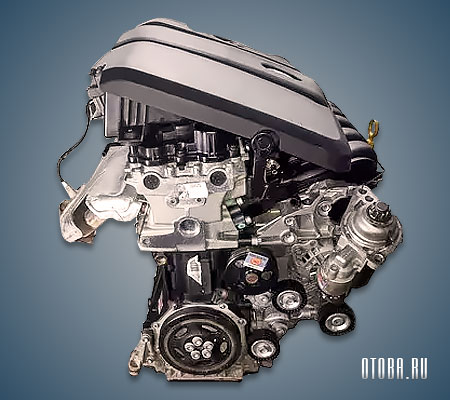 Мотор VW CBTA вид сбоку.
