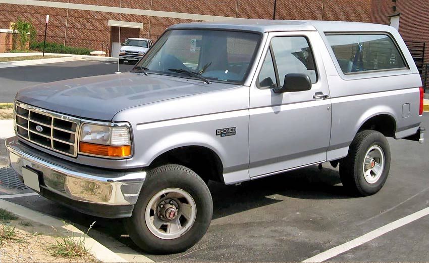 Ford Bronco с автоматом E4OD 1995 года