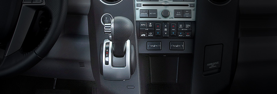 Рычаг управления 5-ступенчатой автоматической коробки PN3A в кабине Хонда Пилот