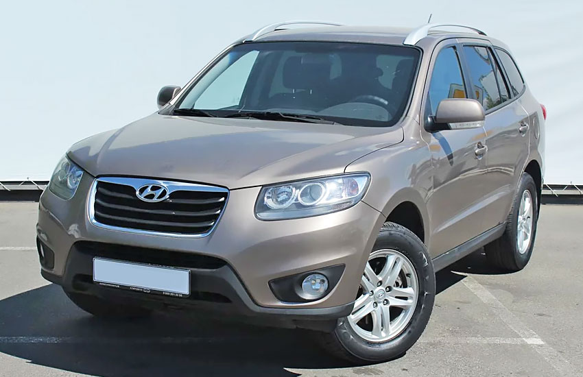 Hyundai Santa Fe с механической коробкой M6GF2 2012 года